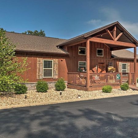 Branson West Cabin With Pool Access And Golfing Exteriér fotografie