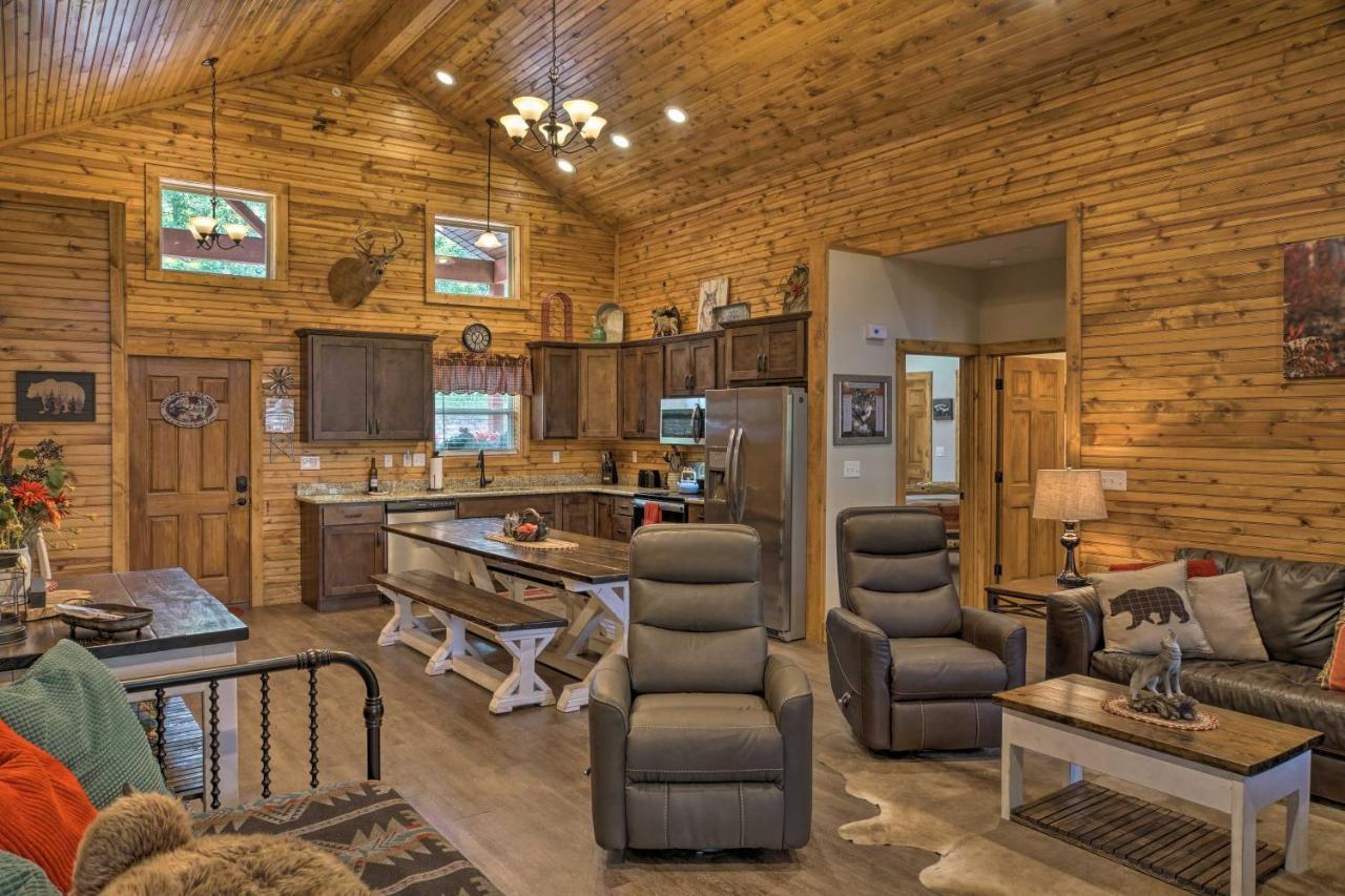 Branson West Cabin With Pool Access And Golfing Exteriér fotografie