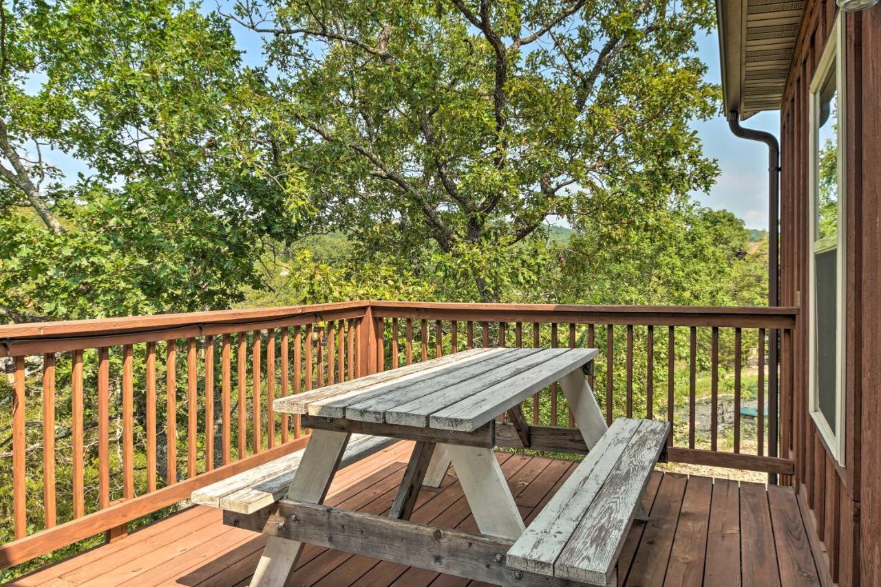 Branson West Cabin With Pool Access And Golfing Exteriér fotografie