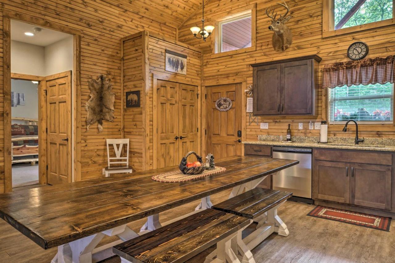 Branson West Cabin With Pool Access And Golfing Exteriér fotografie