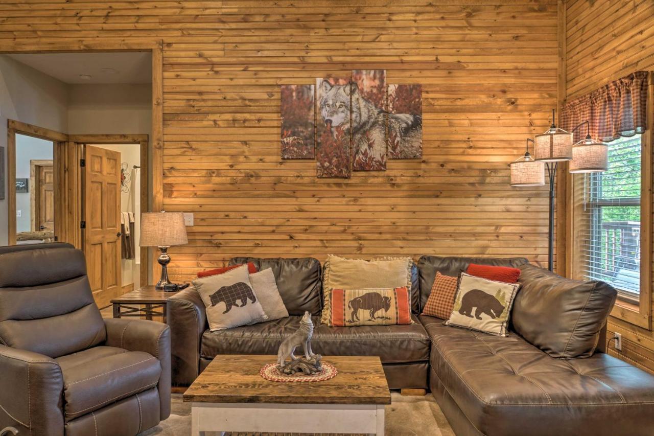 Branson West Cabin With Pool Access And Golfing Exteriér fotografie