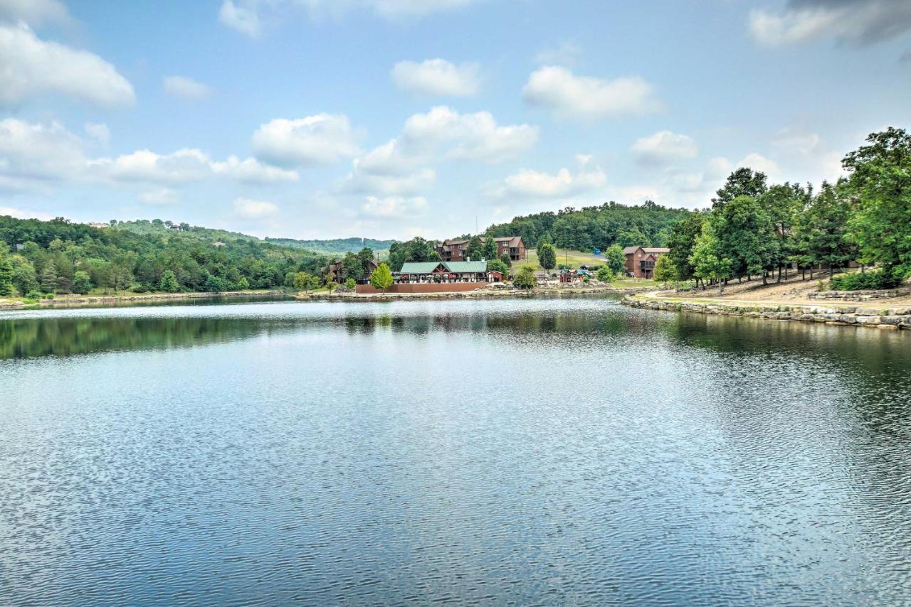 Branson West Cabin With Pool Access And Golfing Exteriér fotografie
